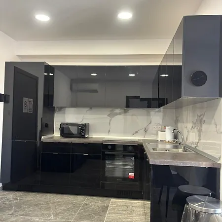 Modern Seaside Escape Sliema-steps From The 公寓 *